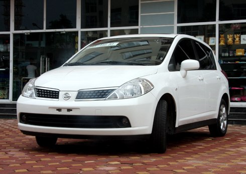Mẫu xe vợ chồng Khánh Thi, Phan Hiển đang sở hữu.