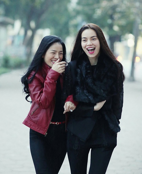 Hồ Ngọc Hà và Lệ Quyên thời còn thân thiết.