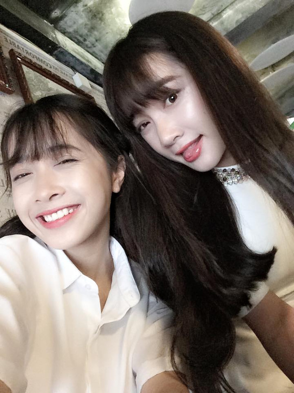 Hai chị em Nhã Phương sở hữu ngoại hình xinh đẹp, khá nhiều nét giống nhau.