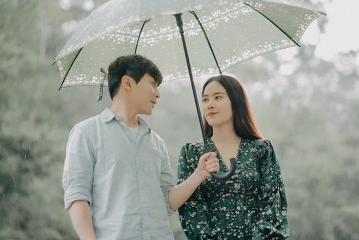 Wook Suk Jung - bạn diễn Hàn Quốc trong MV của Nam Em.