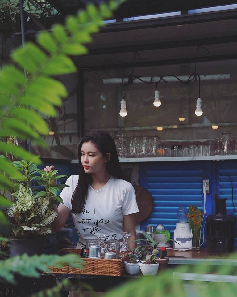 Từ khi Tim chính thức lên tiếng xác nhận chuyện li hôn, Trương Quỳnh Anh thường xuyên chia sẻ những dòng trạng thái như triết lý trên trang facebook cá nhân. Mới đây, bà mẹ một con chia sẻ: 