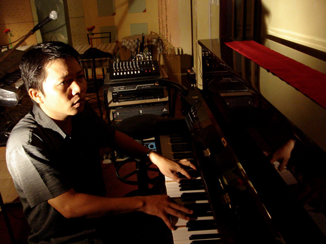 Nhạc sĩ Quế Sơn.