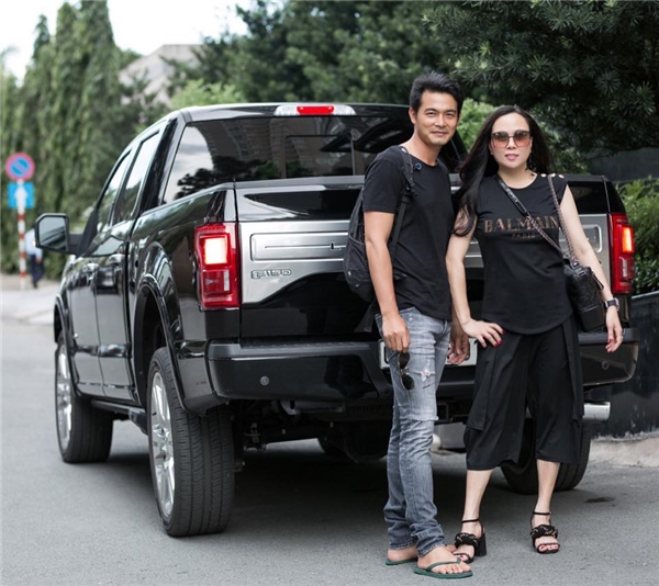 Quách Ngọc Ngoan và Phượng Chanel đã về sống với nhau từ sau khi nam diễn viên chia tay Lê Phương.