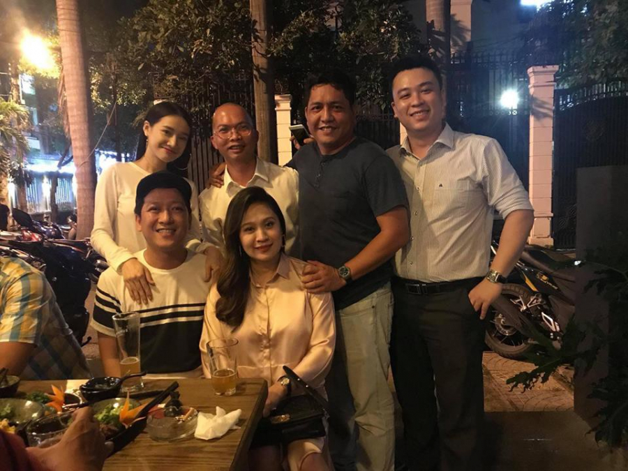 Hình ảnh chung đầu tiên của Nhã Phương - Trường Giang sau gần 2 tuần làm lễ đính hôn.