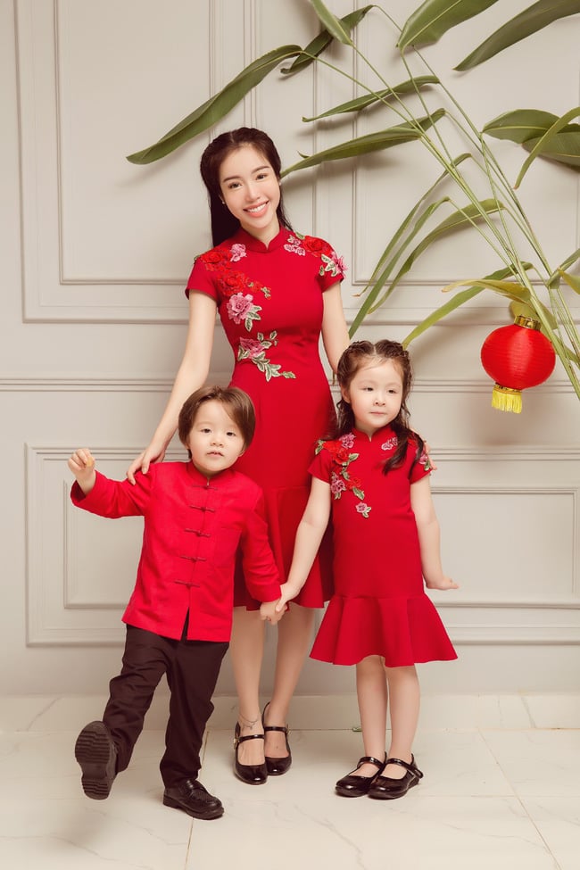 Chia sẻ về chuyện làm mẹ, Elly Trần từng tâm sự: 