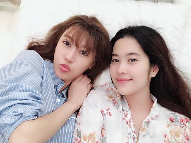 Hình ảnh thân thiết cùng Nam Em dược Quế Vân đăng tải trước đó.