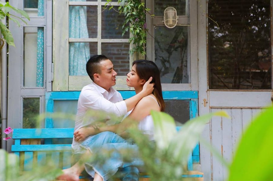 Những khoảnh khắc lãng mạn của cặp đôi.