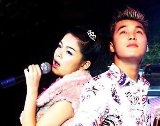 Hình ảnh cách đây hơn 10 năm, từ thời cả hai còn hoạt động chung một công ty được Phạm Quỳnh Anh chia sẻ.