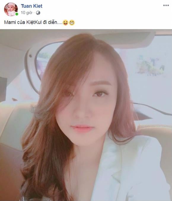 Ngoài những lời khen vể vẻ đáng yêu, tuấn tú của con trai, nhan sắc của Nhật Thủy cũng nhận được sự chú ý khi ngày càng xinh đẹp.