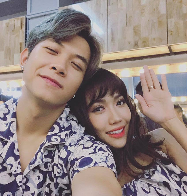 Những hình ảnh hạnh phúc của cặp đôi.
