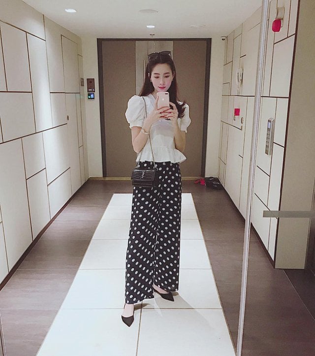 Thần thái trẻ trung, thanh lịch của Đặng Thu Thảo.