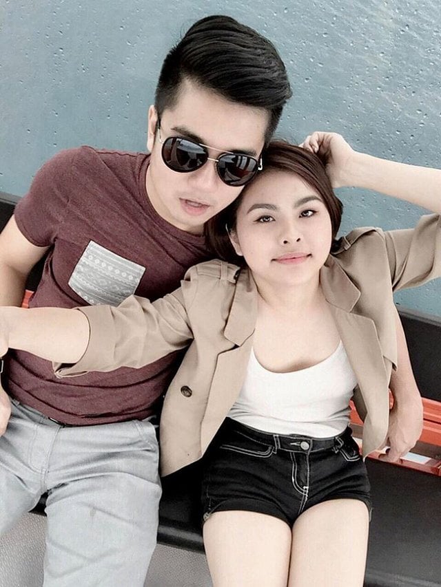 Vân Trang chia sẻ ảnh tình cảm bên cạnh ông xã Việt Kiều.