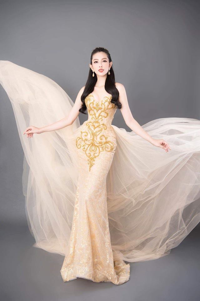 nguyen-thuc-thuy-tien-hh-quoc-tet2018-ngoisavn-2-ngoisao.vn-w640-h960