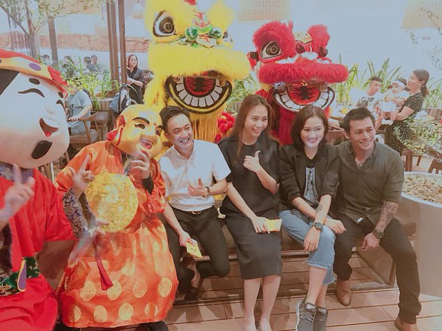Cường Đô La và Đàm Thu Trang vui vẻ bên nhau trong một sự kiện cách đây không lâu. 
