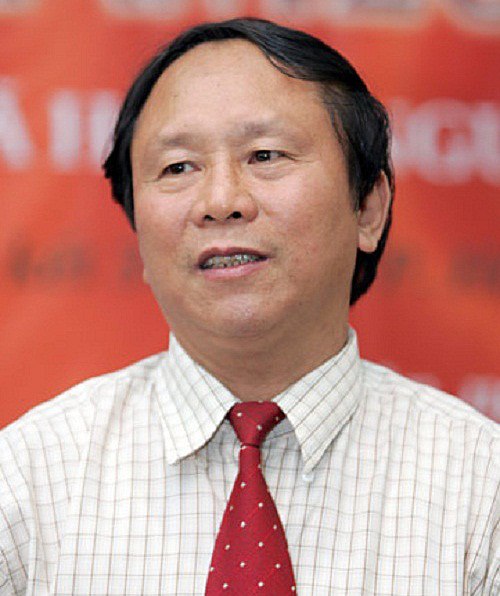 Dương Xuân Nam - “Ông trùm” Hoa hậu Việt Namcho rằng, chiến thắng của Phương Khánh hoàn toàn xứng đáng.
