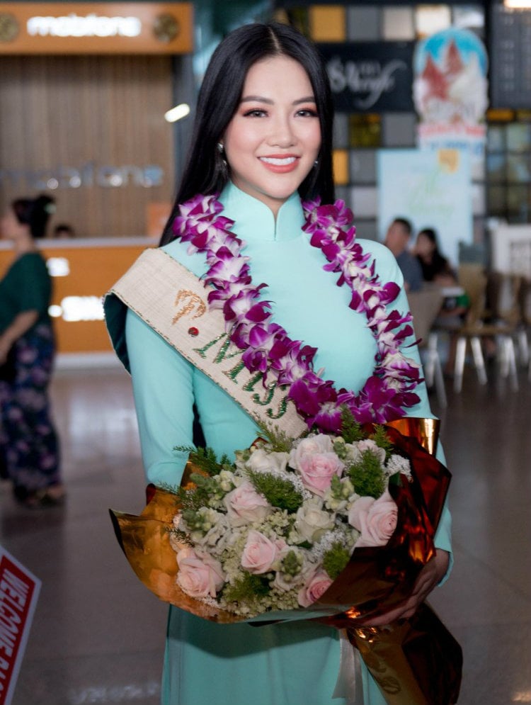 Chiều 11/11, Tân Hoa hậu Trái Đất 2018 Nguyễn Phương Khánh đã trở về Việt Nam trong vòng tay chào đón của Shbet111 slot, casino, thể thao, xổ số, bạn bè cũng đông đảo người hâm mộ. Dù “không kèn không trống” đi “chinh chiến” tại đấu trường nhan sắc quốc tế Miss Earth nhưng cô gái Bến Tre đã xuất sắc hoàn thành tốt vai trò đại diện của mình, mang về chiến thắng đầu tiên trong lịch sử cho Việt Nam. (Saostar) 