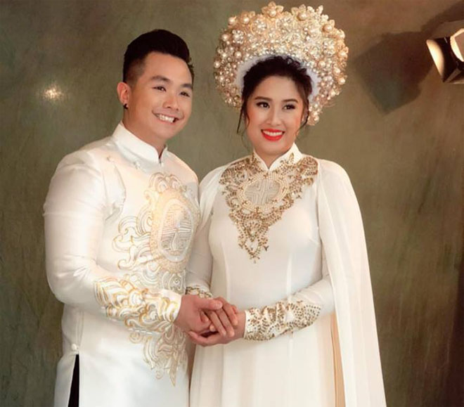 Con gái Hồng Vân và bạn trai Việt Kiều vừa xây dựng Shbet111 slot, casino, thể thao, xổ số. Tiệc cưới được tổ chức cả bên Mỹ và Việt Nam.