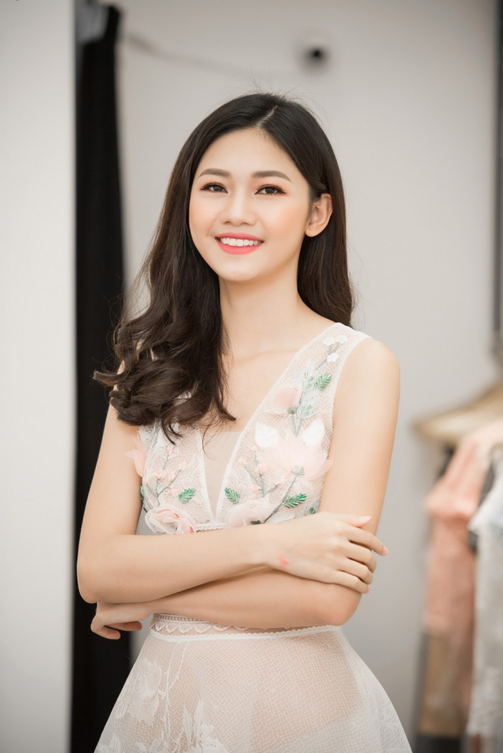 Á hậu Thanh Tú.