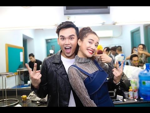 Nhã Phương bị bạn thân là Nguyễn Trần Trung Quân tiết lộ bí mật có bầu.