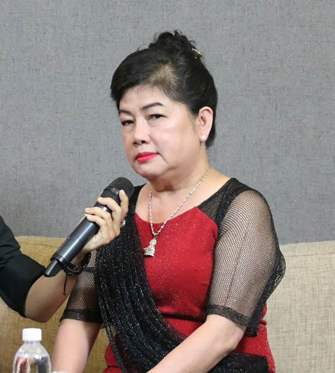 Nhà sản xuất bộ phim 