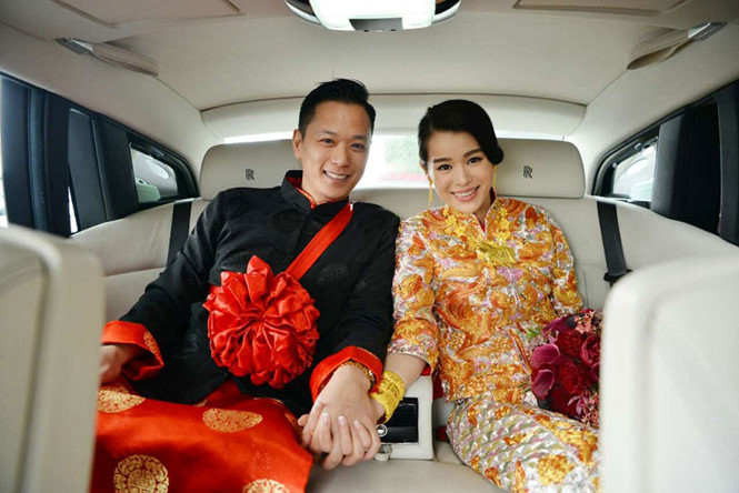 Hồ Hạnh Nhi và chồng Philip Lee.