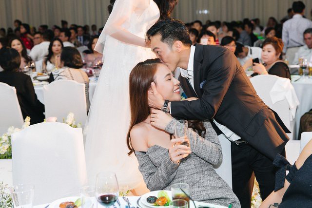 Chuyện tình của Cường Đô La và Đàm Thu Trang nhận được sự ủng hộ của công chúng vì cả hai đều dành cho nhau sự trân trọng, nghiêm túc với đối phương.