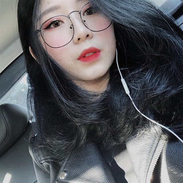 Con gái riêng của Thu Huyền.