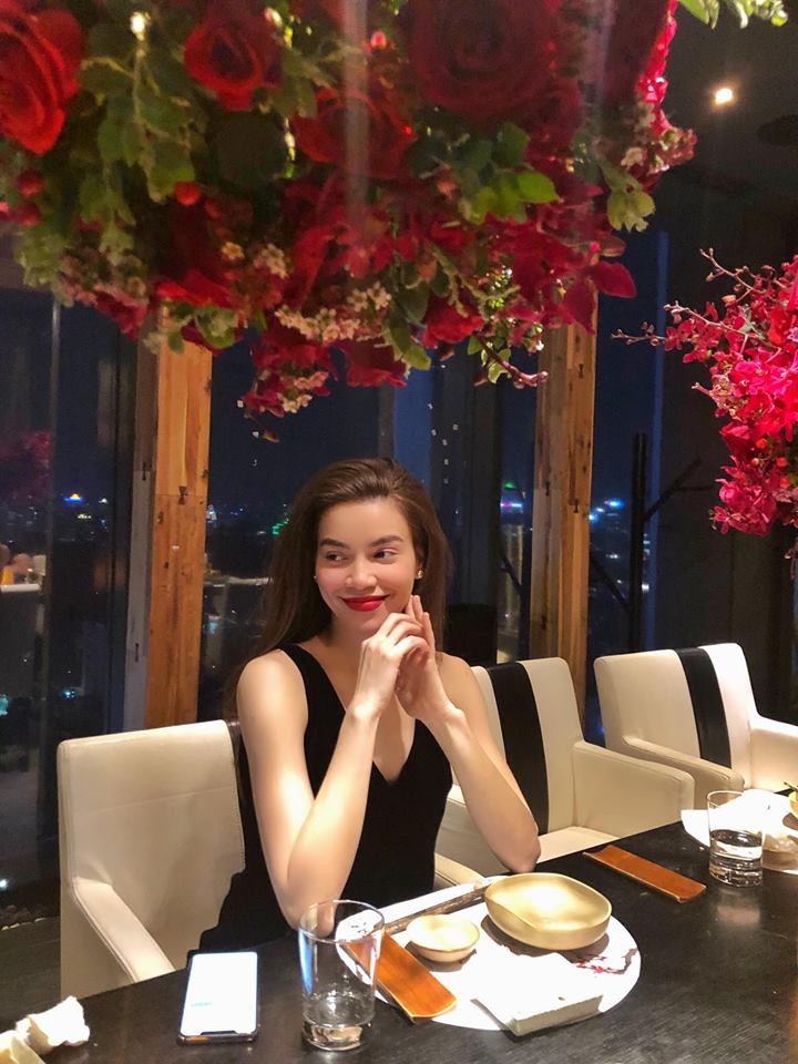 Hồ Ngọc Hà trẻ trung, xinh đẹp dù đã là mẹ một con và ở tuổi 35.