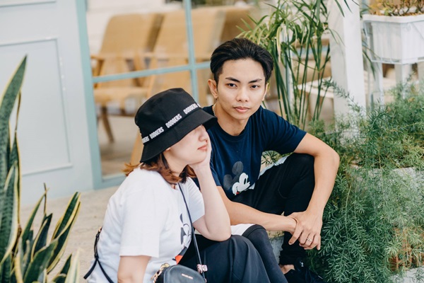 chong-tre-kem-12-tuoi-cua-khanh-thi-tiet-lo-coi-nguon-cua-tinh-yeu_11