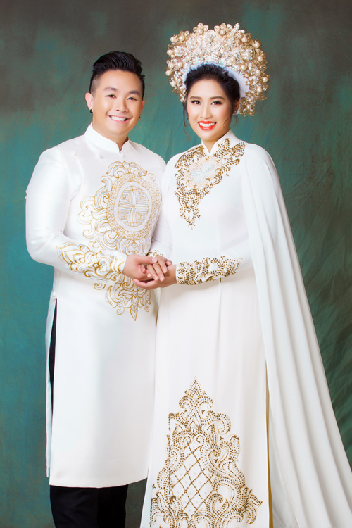 Con gái nghệ sĩ Hồng Vân và con rể Khôi Trần.