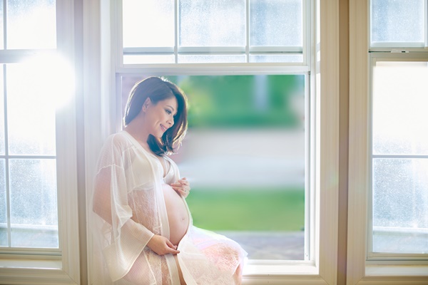 Thanh Thảo hạnh phúc vì được làm mẹ ở tuổi 41.