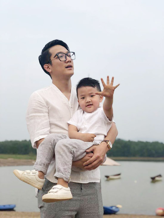 Chí Nhân và con trai chung với Thu Quỳnh.