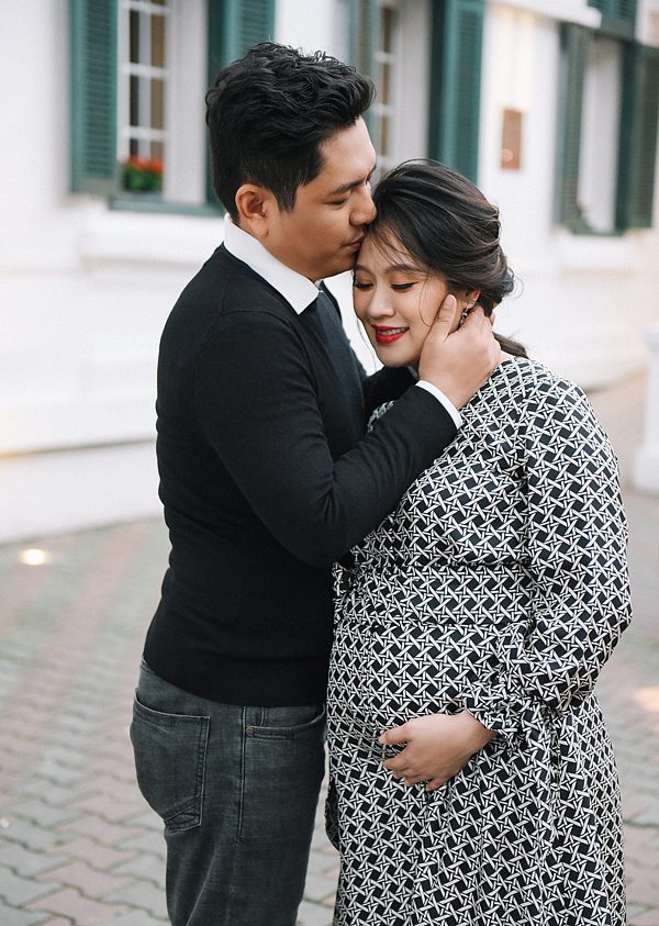 Nói về cảm xúc của ông xã khi nghe tin có con thứ hai, Thanh Thúy từng cho hay: 
