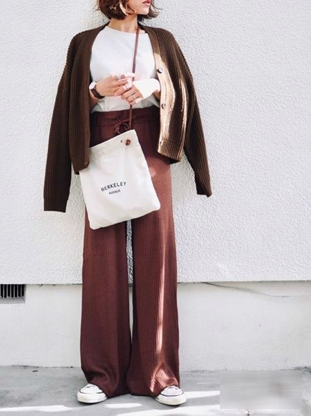 4-knitted-wide-leg-pants-133944963