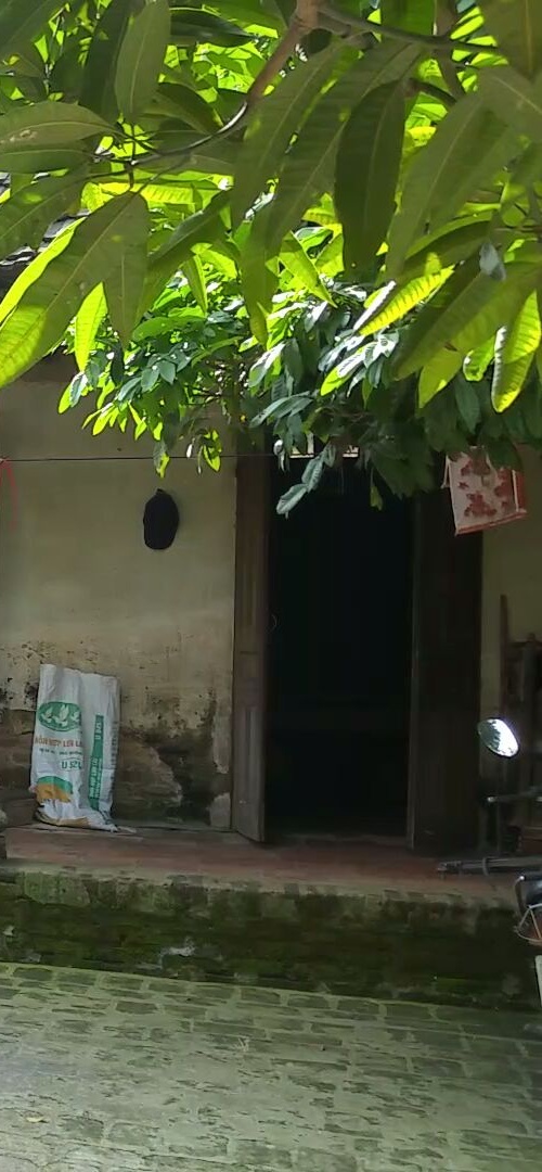 nu sinh mat tich 1 - phun