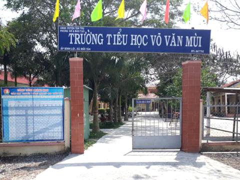 co giao danh hang loat ho