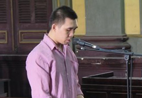 giet chet anh ruot vi tai