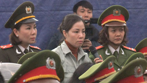 nu-tu-tu-mang-thai-trong-trai-giam-1-sharoncuneta.com