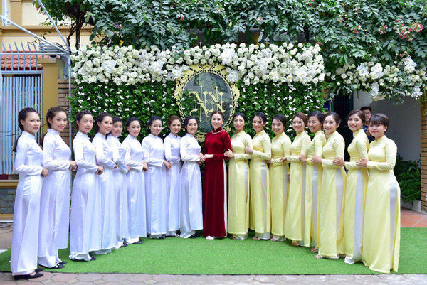 mai-ngoc-len-xe-hoa-19-sharoncuneta.com