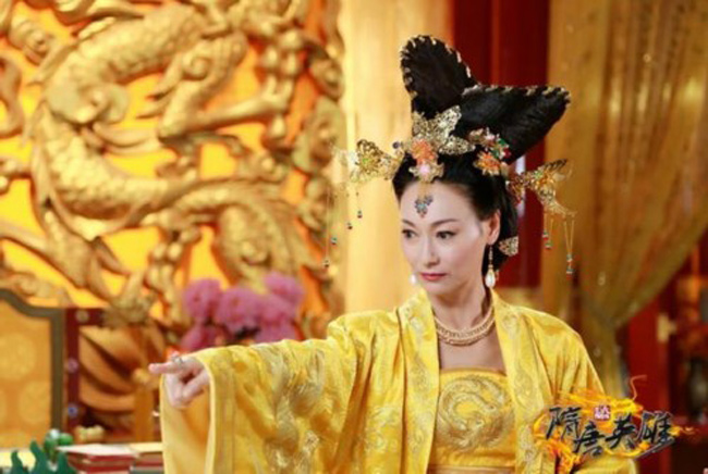 chieu-tin-2