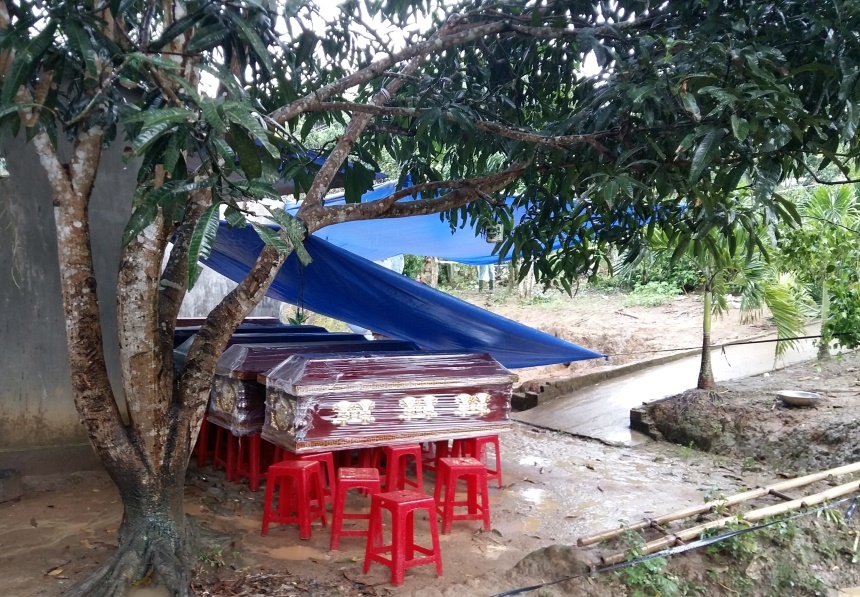 cua-bom-3