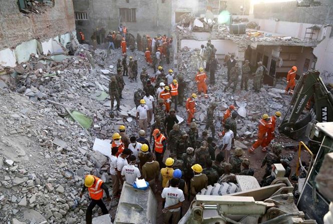 Quang cảnh đổ nát tại hiện trường vụ nổ. Ảnh: AFP