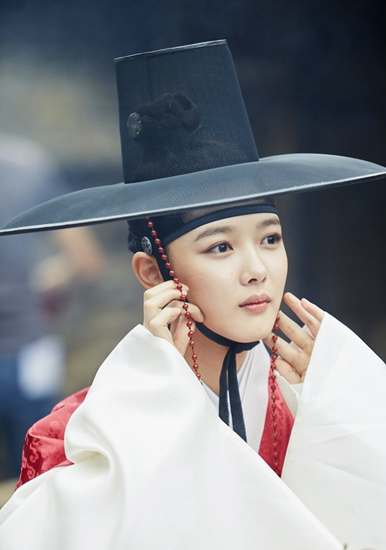 Kim-Yoo-Jung-sharoncuneta.com 2
