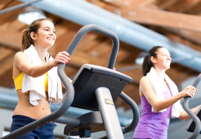 trang-diem-khi-di-tap-gym-thoi-quen-sieu-co-hai-ban-can-phai-tu-bo-ngay-hom-nay 1