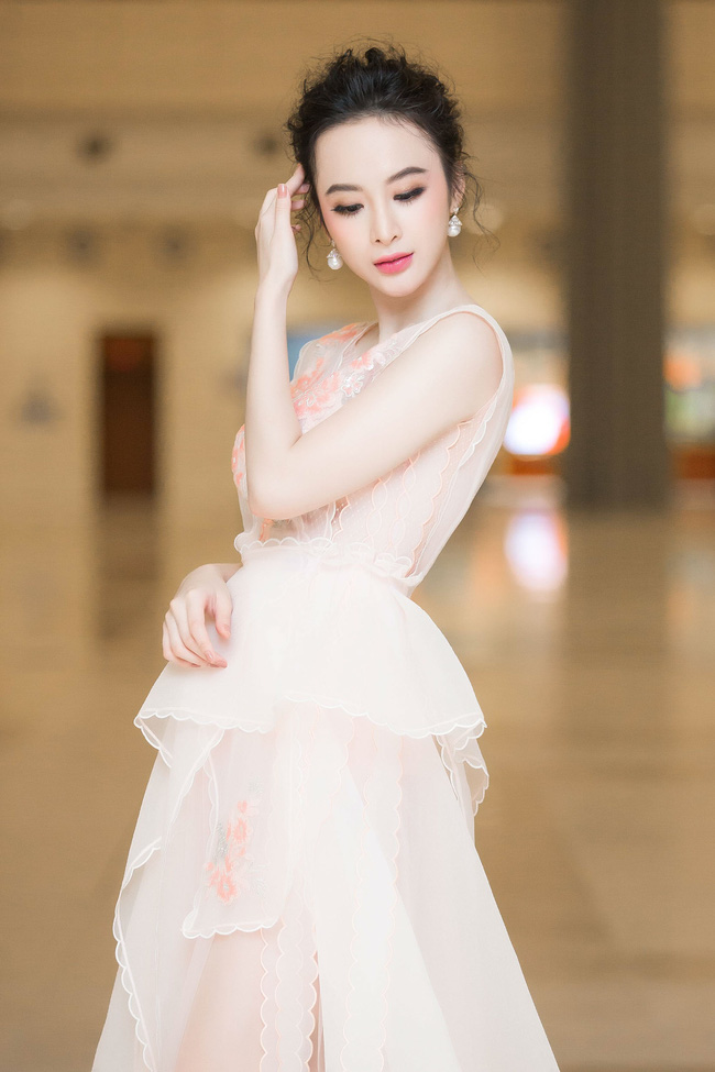 angela-phuong-trinh 4a