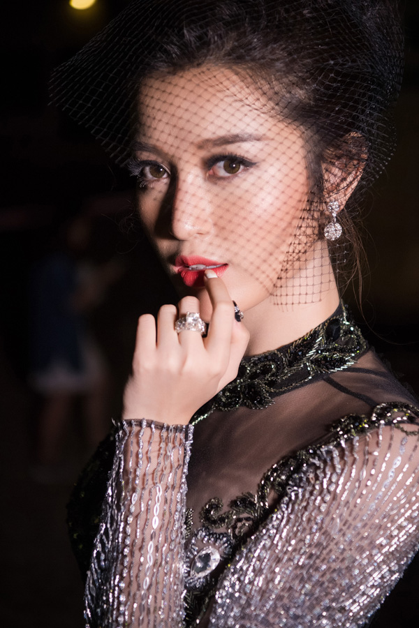 huyen-my 7
