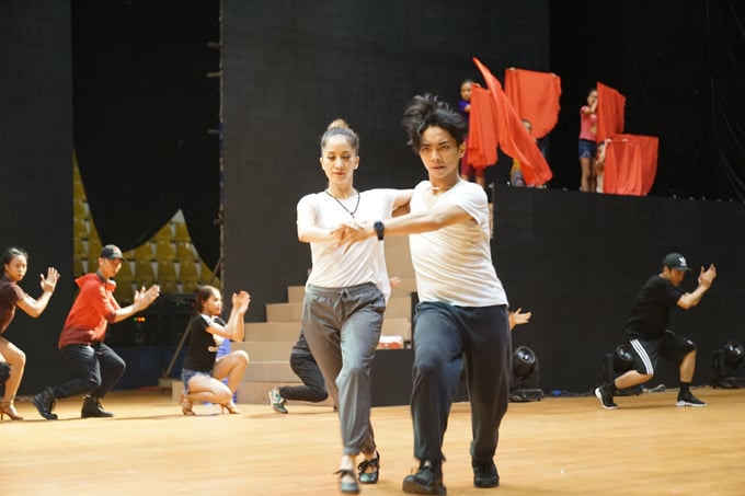 chi-anh-khanh-thi 5