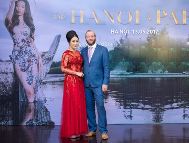 hoa-hau-ngo-phuong-lan 2
