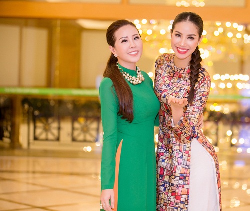 hoa-hau-thu-hoai-pham-huo