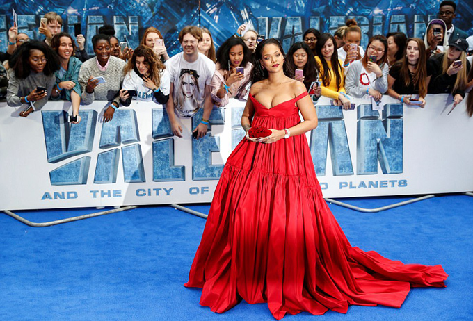 rihanna 2